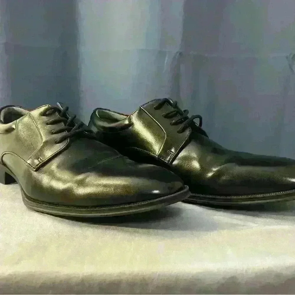 Men’s ALFANI Dress Shoes Size 8.5 LIKE NEW!!
